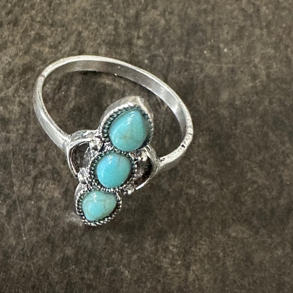 Silver Color  Turquoise Ring - Picture 2 of 7